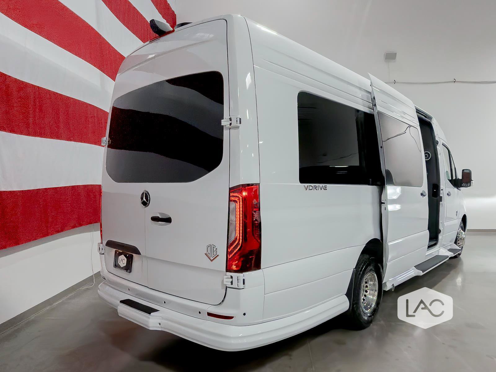 Used 2025 Mercedes-Benz Sprinter 3500 image 28