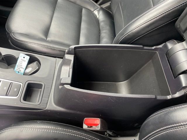 Used 2023 Ford Escape Platinum AWD/4WD image 13