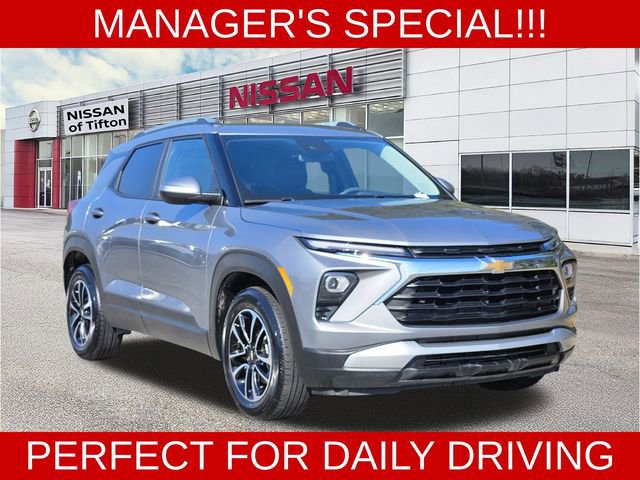 Used 2025 Chevrolet TrailBlazer LT image 1