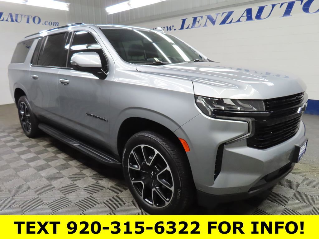 Used 2024 Chevrolet Suburban RST w/ Luxury Package image 3