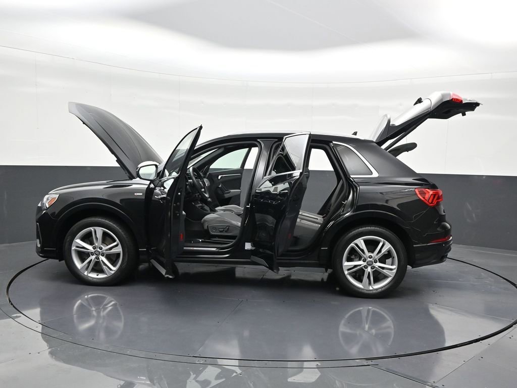 Used 2019 Audi Q3 2.0T Premium Plus w/ Premium Plus Package image 33