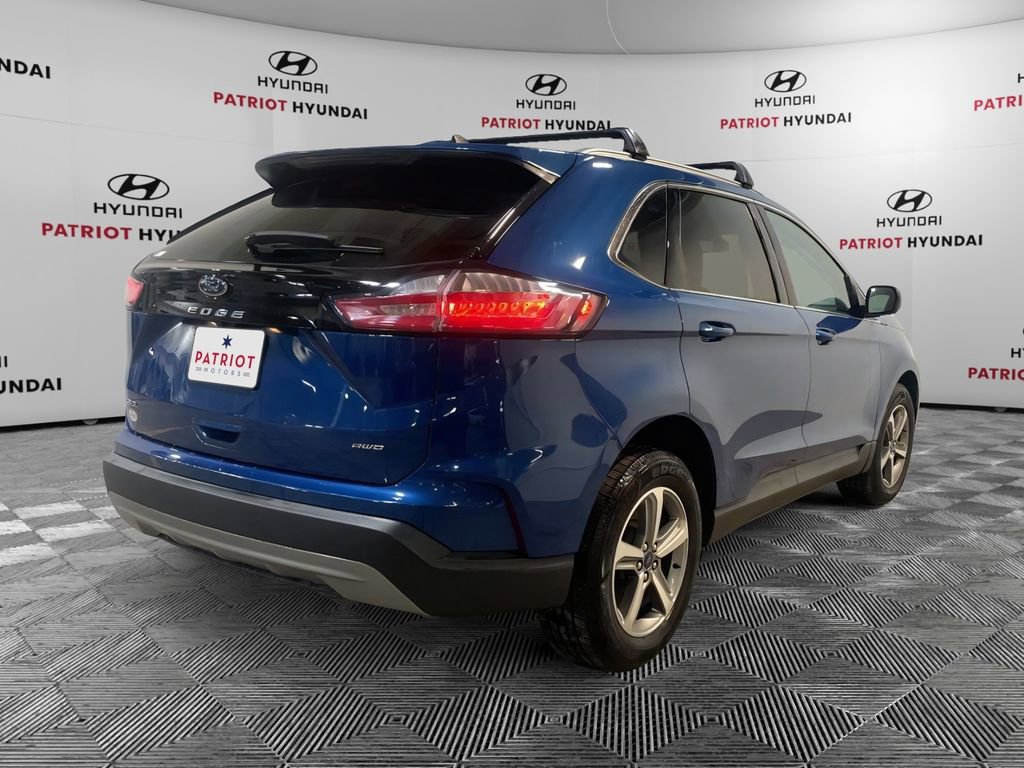 Used 2022 Ford Edge SEL w/ Convenience Package image 4