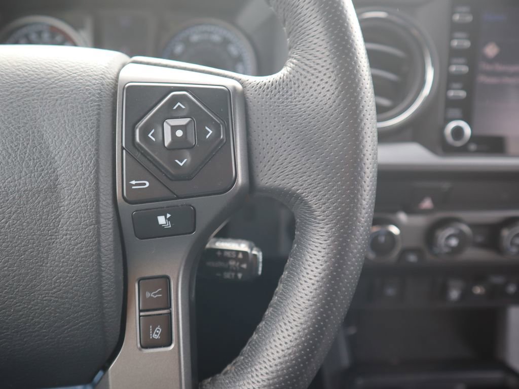 Used 2020 Toyota Tacoma TRD Sport image 18