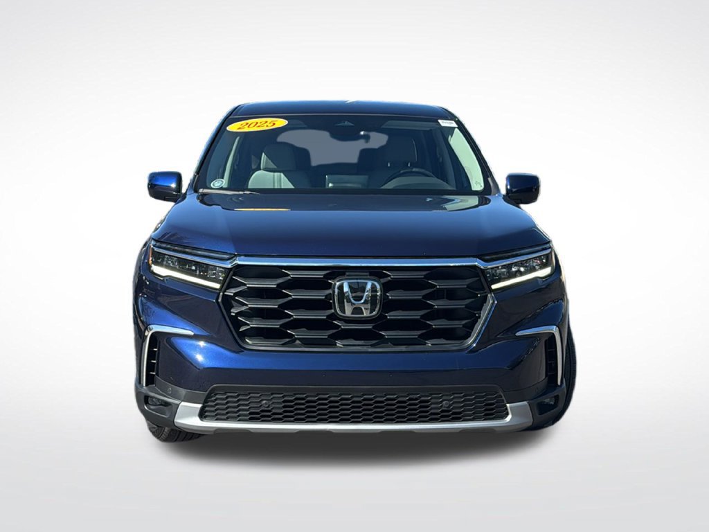 Certified 2025 Honda Pilot EX-L image 2
