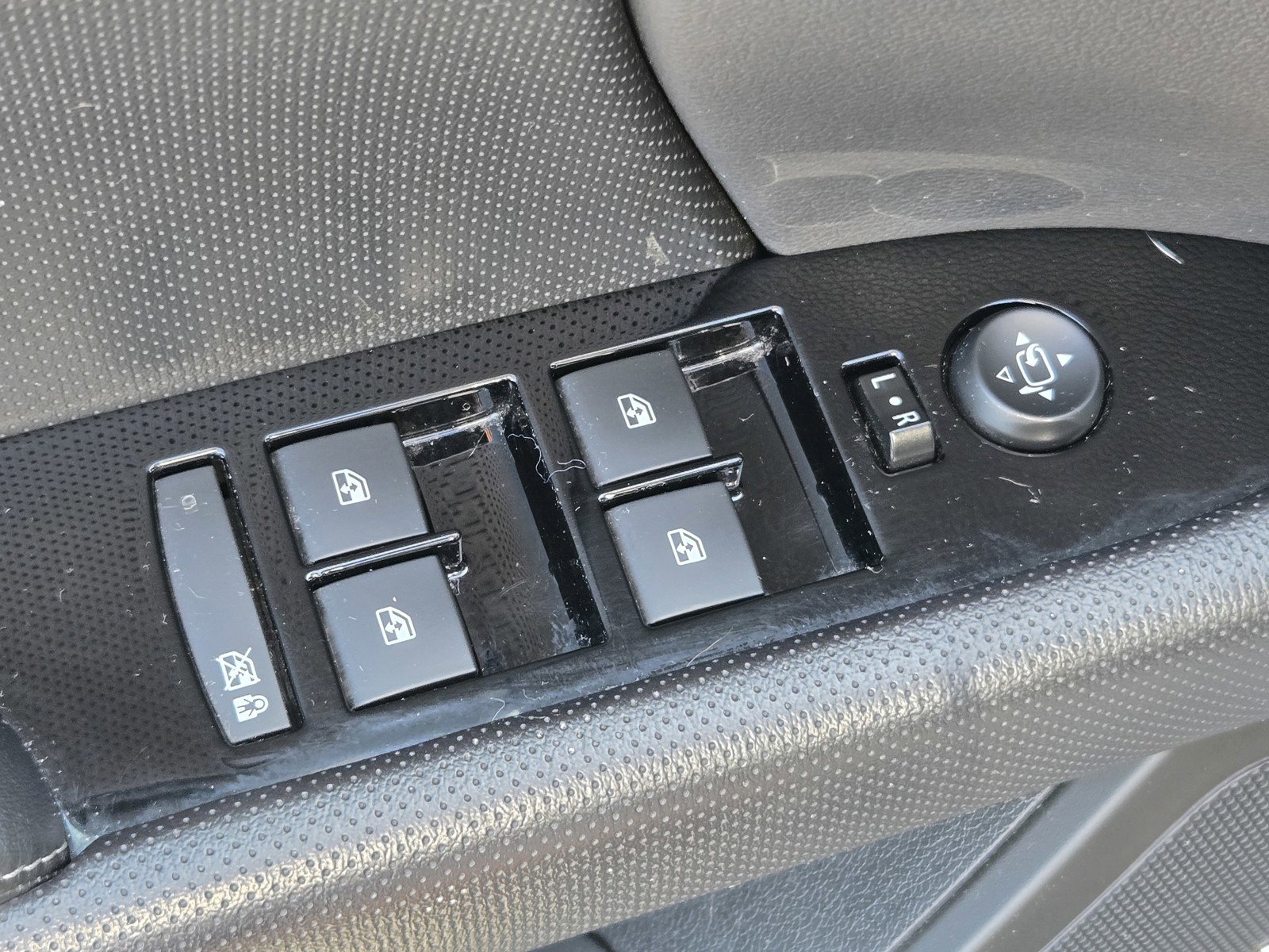 Used 2017 Cadillac XTS Luxury image 17