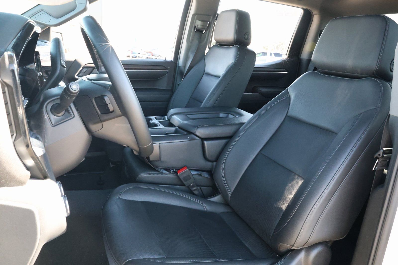 Used 2024 GMC Sierra 1500 SLT w/ X31 Off-Road Package image 26