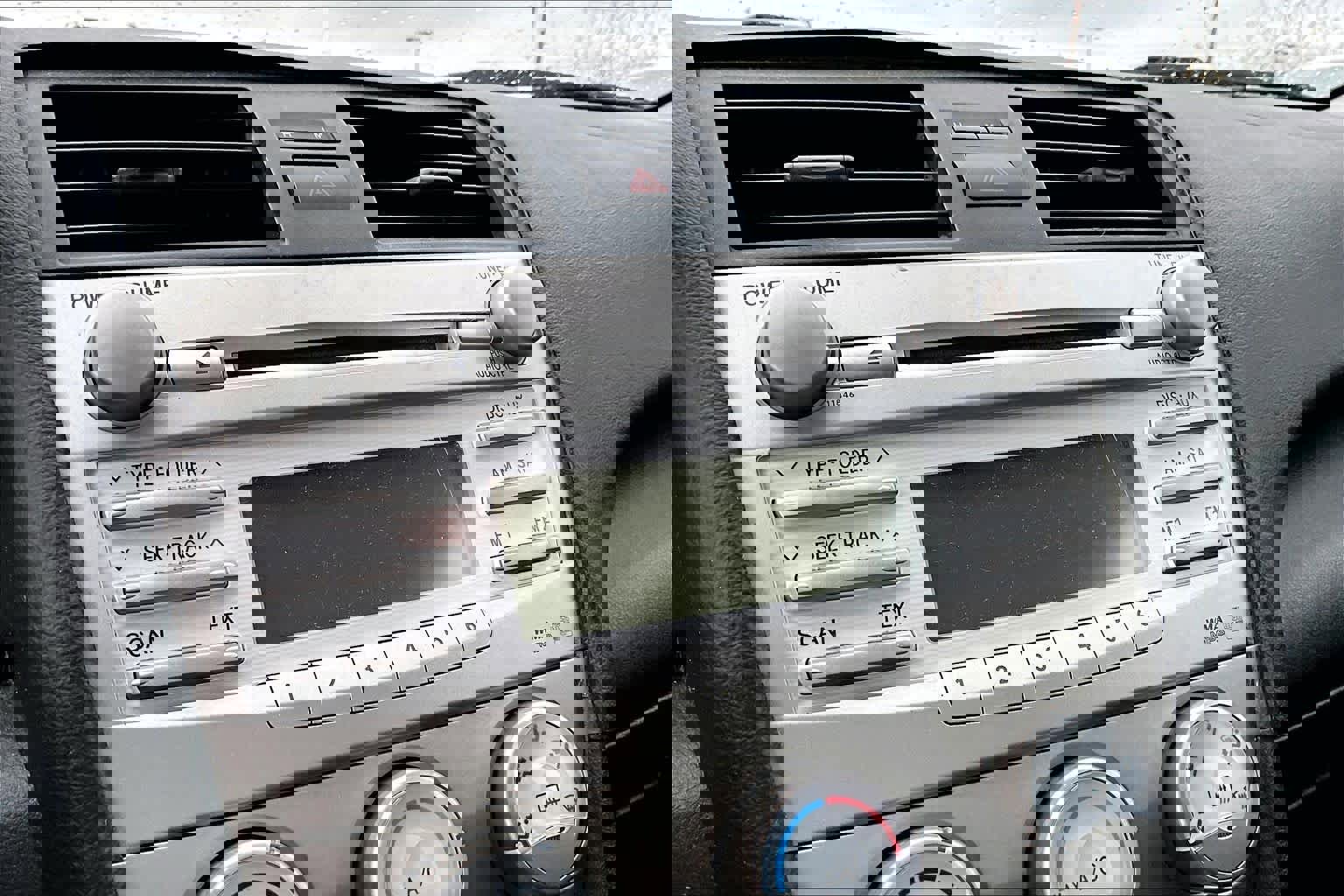 Used 2010 Toyota Camry SE image 28