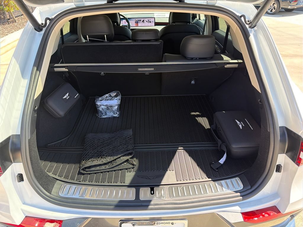 New 2026 Genesis GV70 2.5T Advanced AWD/4WD image 26