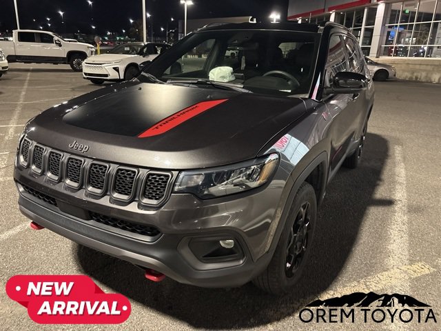 Used 2023 Jeep Compass Trailhawk AWD/4WD image 12