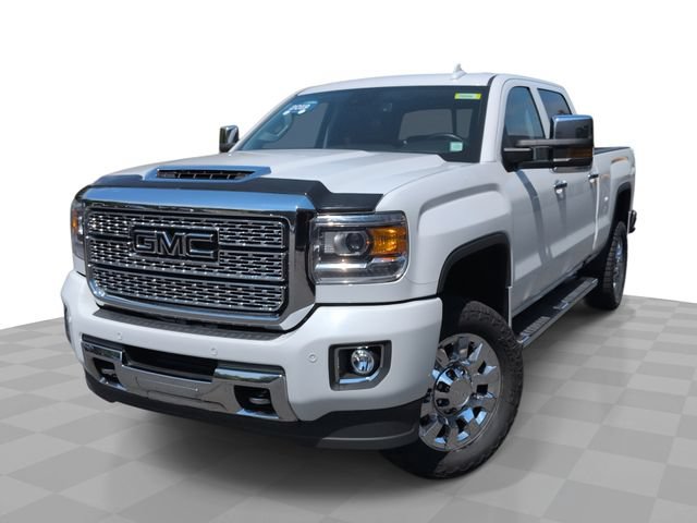 Used 2019 GMC Sierra 2500 Denali w/ Duramax Plus Package AWD/4WD image 1