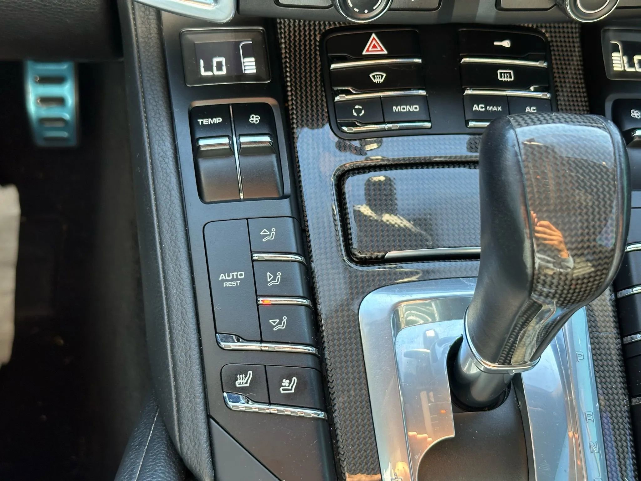 Used 2011 Porsche Cayenne S AWD/4WD image 40