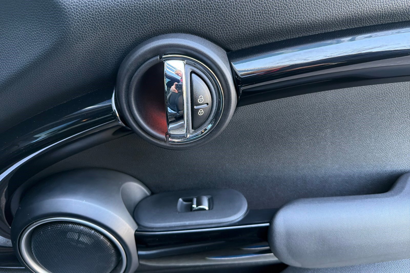 Used 2014 MINI Cooper S image 21