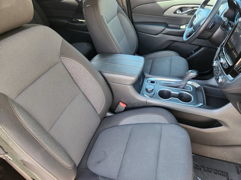 Used 2021 Chevrolet Traverse LT AWD/4WD image 5