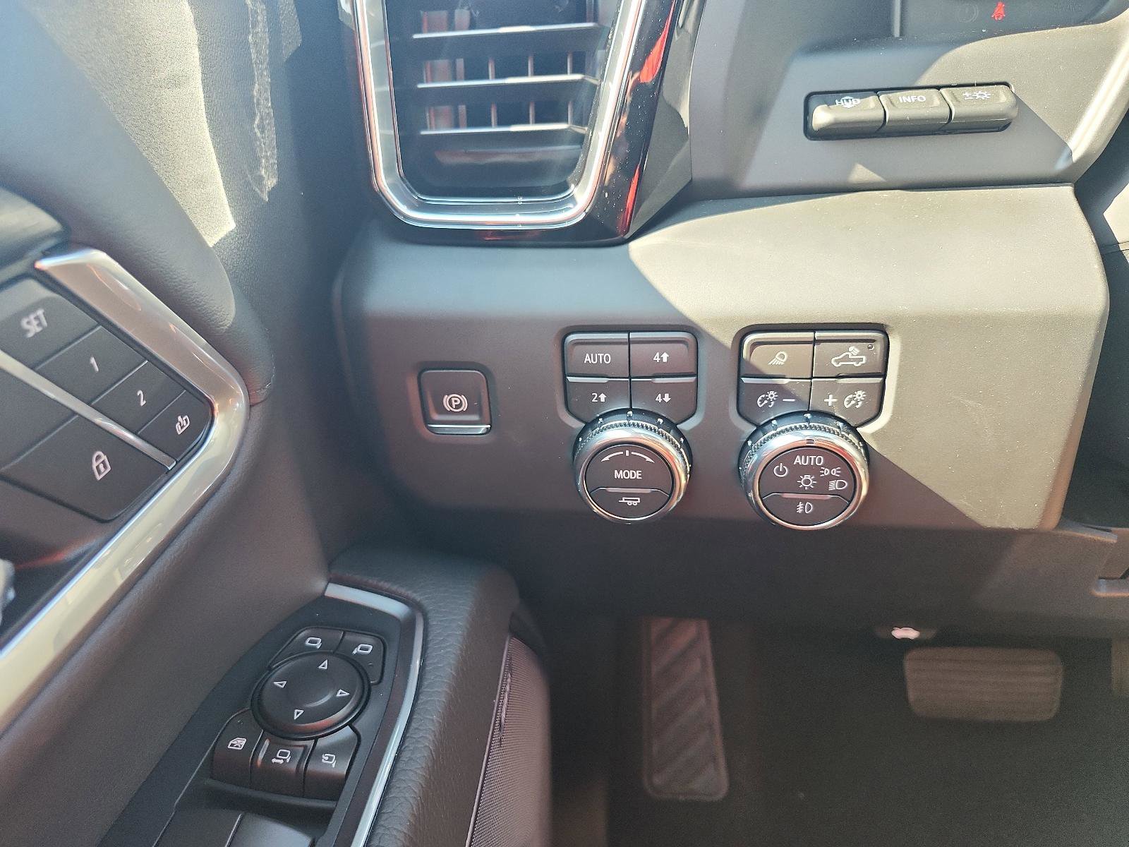New 2026 GMC Sierra 2500 Denali w/ Denali Reserve Package image 20