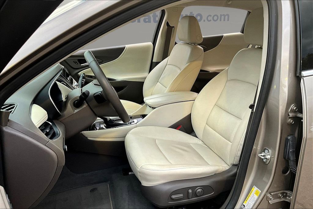 Used 2024 Chevrolet Malibu LT image 22