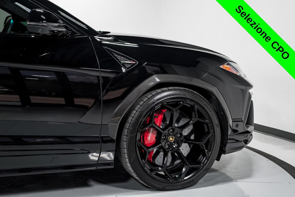 Used 2023 Lamborghini Urus Performante AWD/4WD image 54