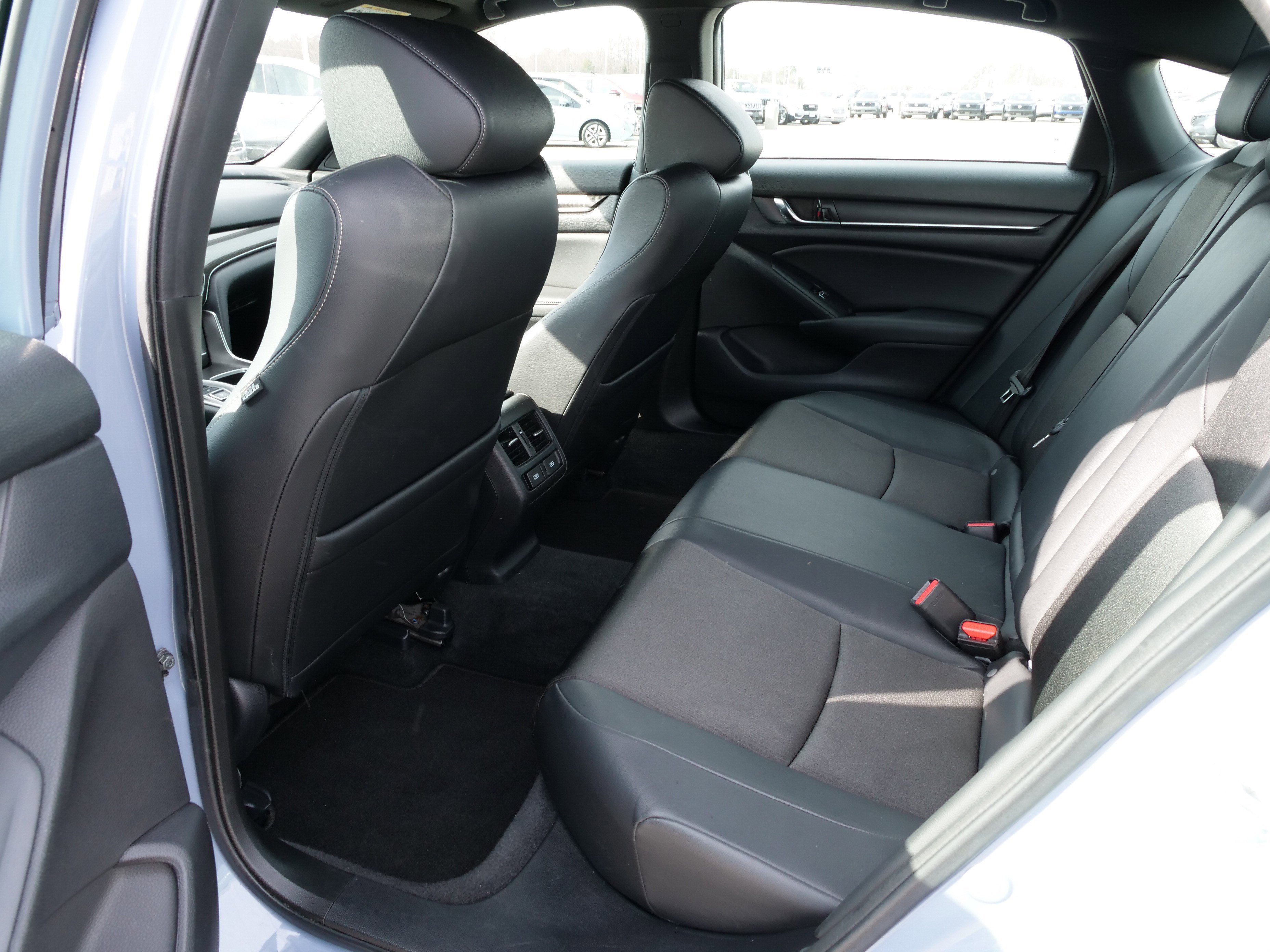 Used 2022 Honda Accord Sport image 15