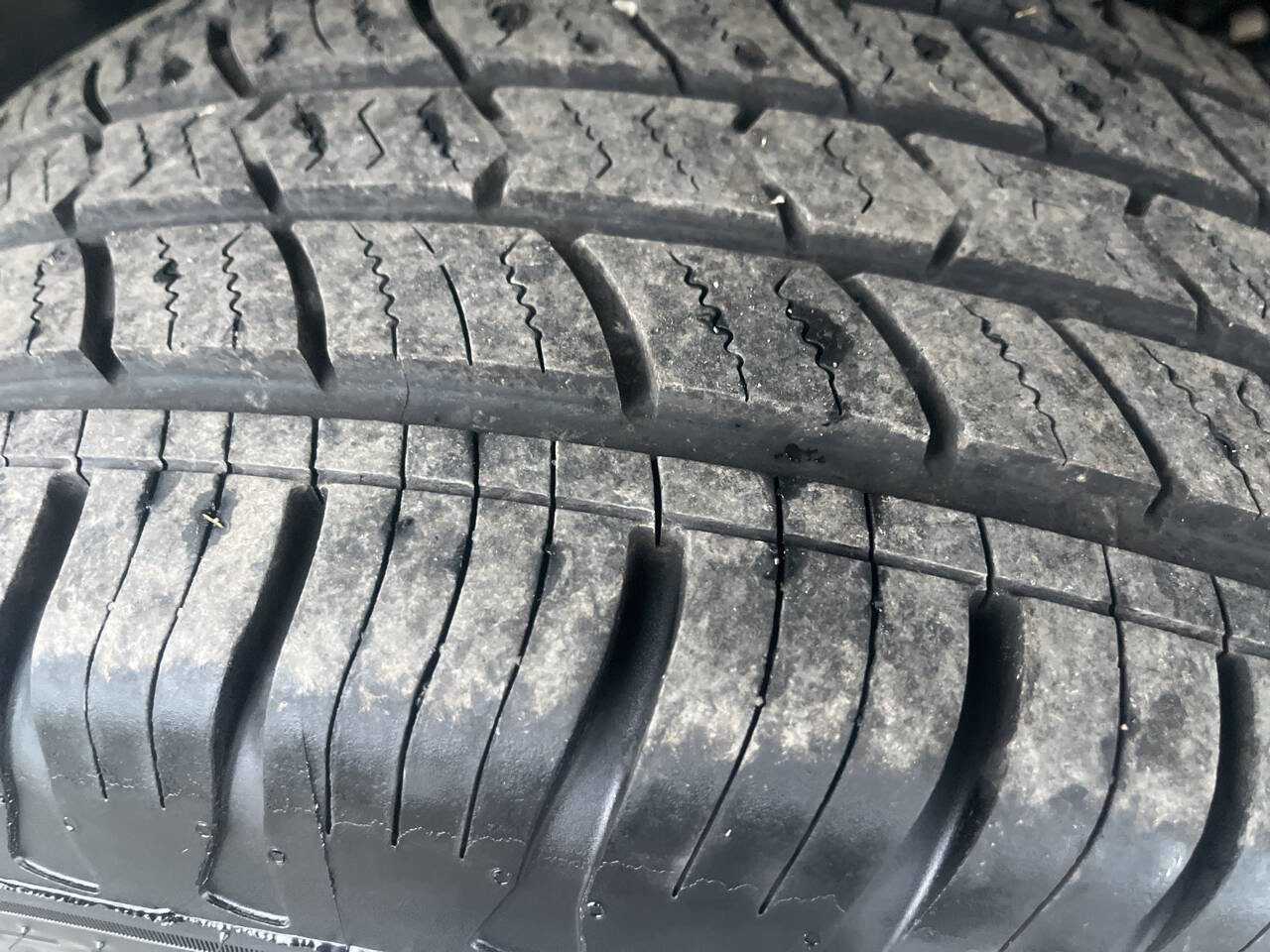 Used 2016 Ford F150 XL w/ Equipment Group 101A Mid image 9