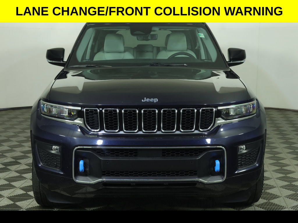 Used 2022 Jeep Grand Cherokee Overland w/ Luxury Tech Group IV AWD/4WD image 10