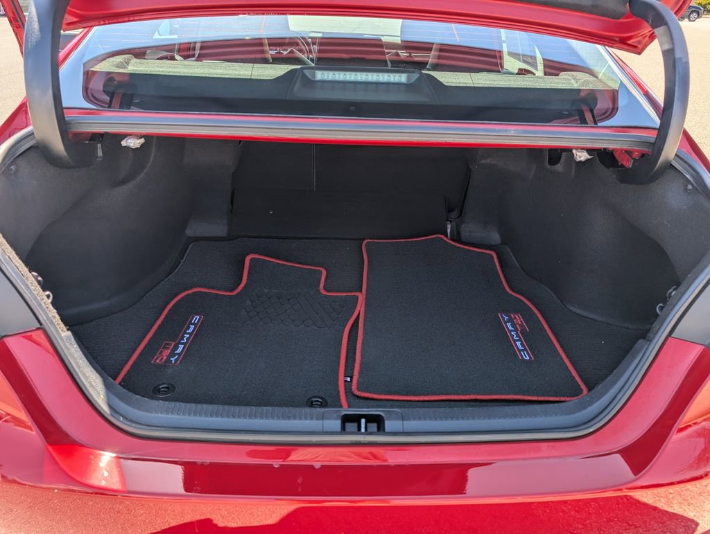 Used 2022 Toyota Camry SE w/ Cold Weather Package AWD/4WD image 13