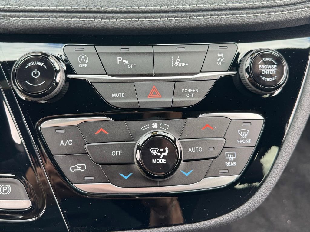 New 2026 Chrysler Pacifica Select image 23