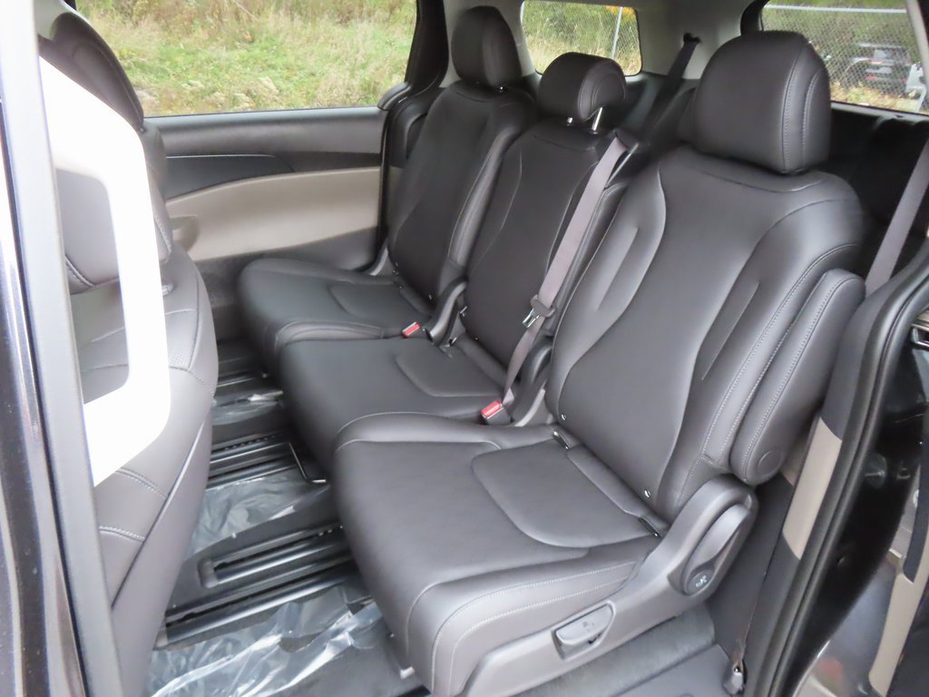 New 2026 Kia Carnival image 25