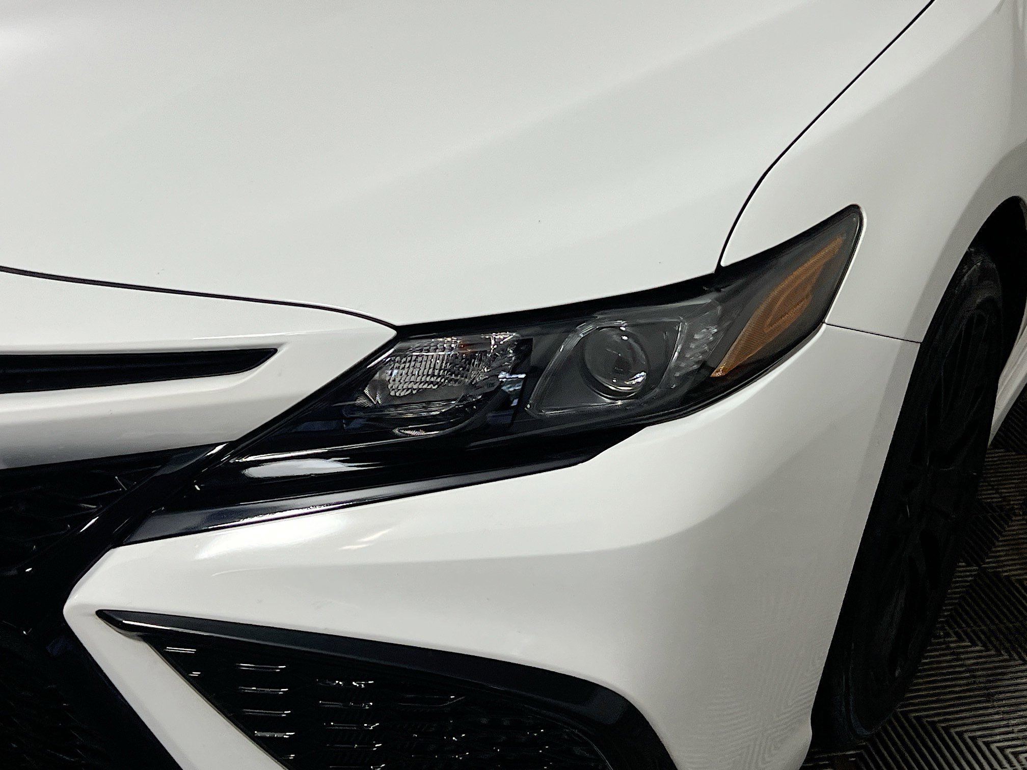 Used 2024 Toyota Camry SE FWD image 12