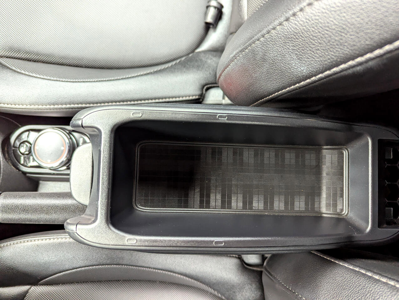 Used 2018 MINI Cooper Convertible image 29