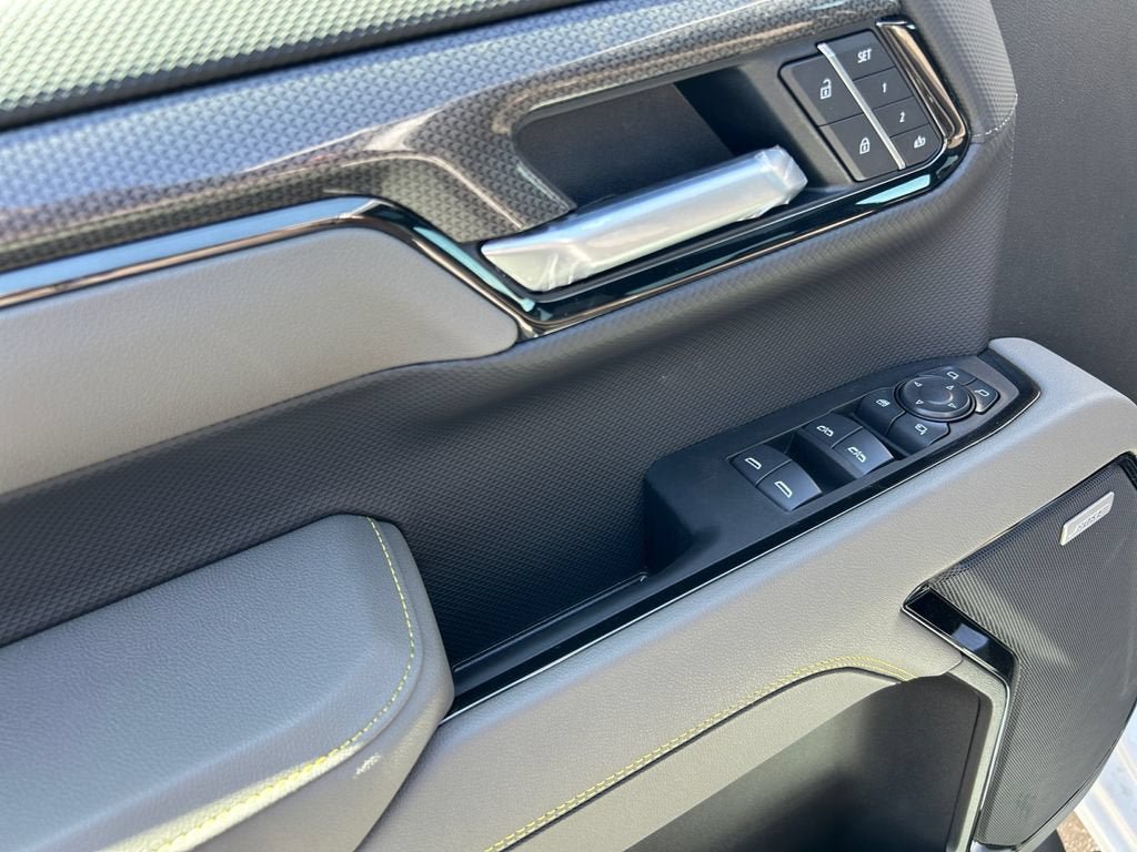 New 2026 Chevrolet Silverado 1500 ZR2 AWD/4WD image 11