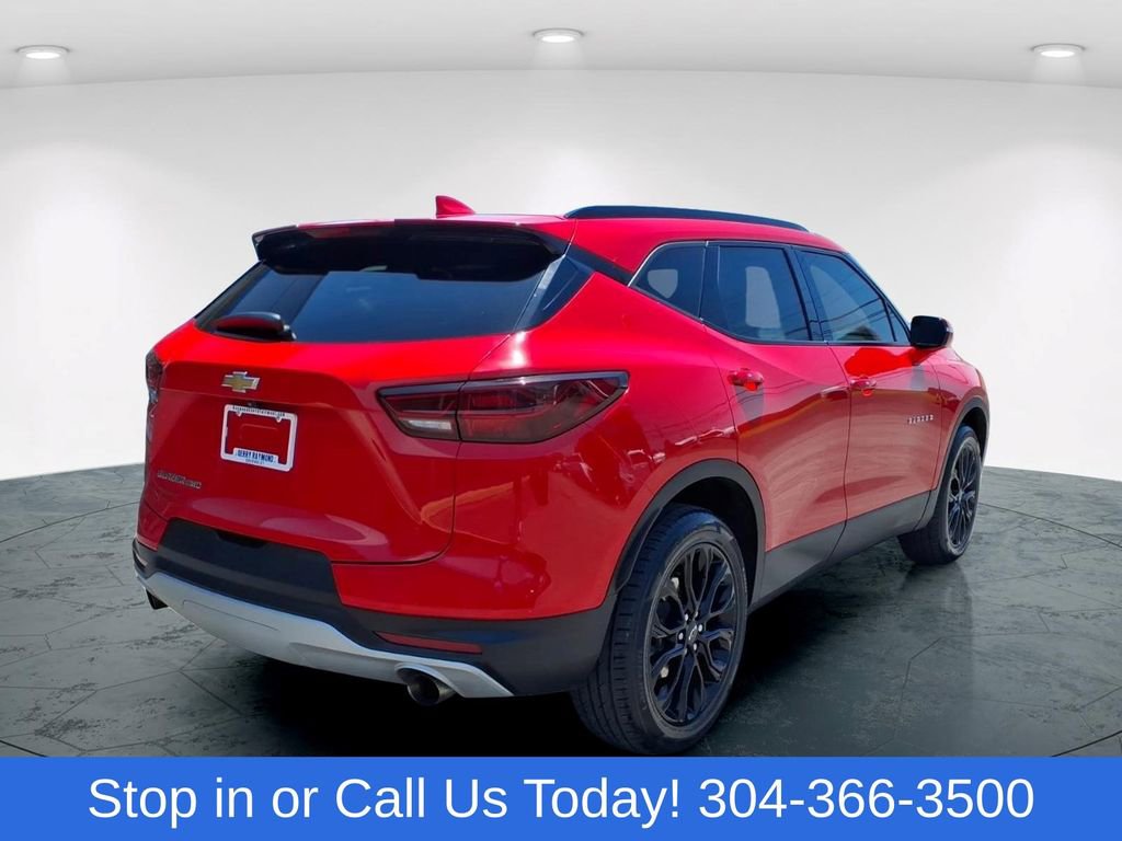 Used 2023 Chevrolet Blazer LT AWD/4WD image 3