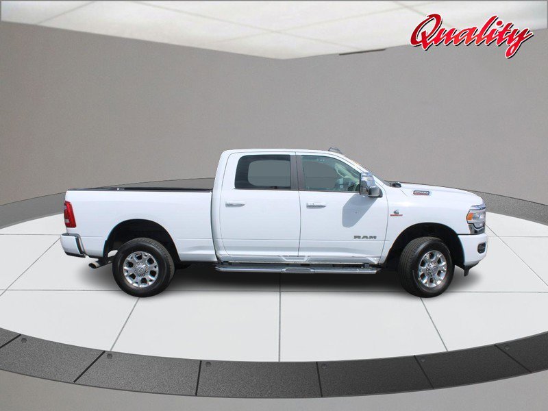Used 2024 RAM 2500 Laramie AWD/4WD image 2