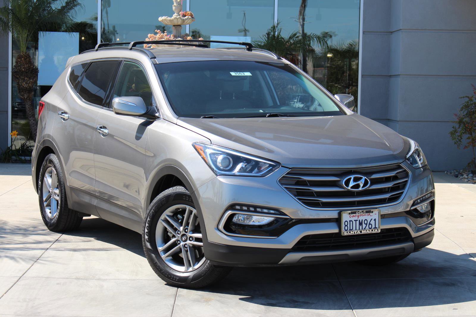 Used 2018 Hyundai Santa Fe Sport w/ 2.4L Value Package 02