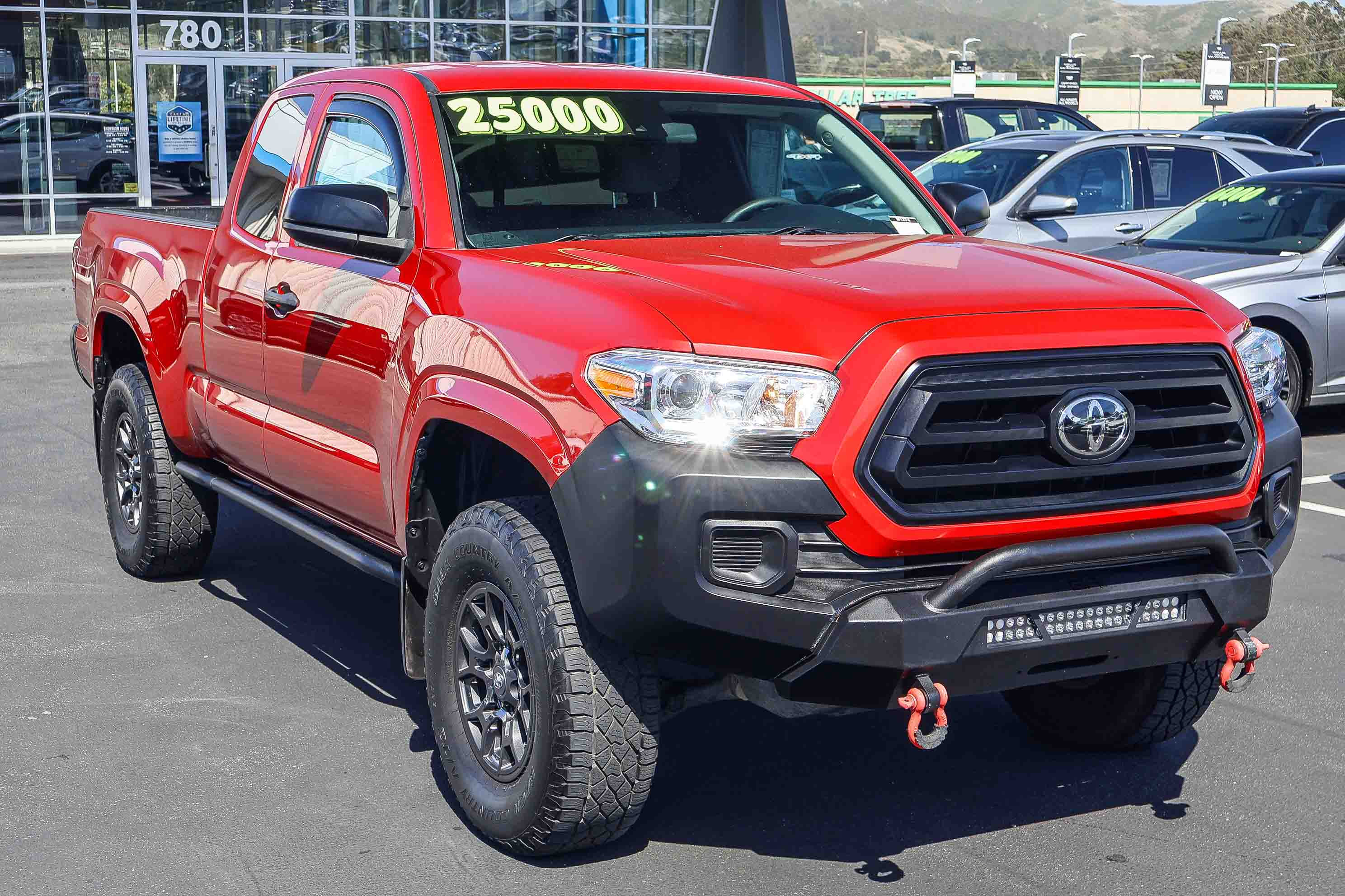 Used 2020 Toyota Tacoma SR RWD image 17
