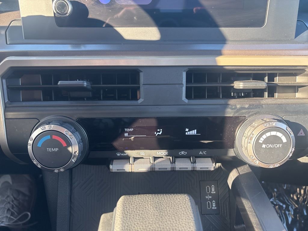 Used 2024 Toyota Tacoma 4x4 Double Cab image 26