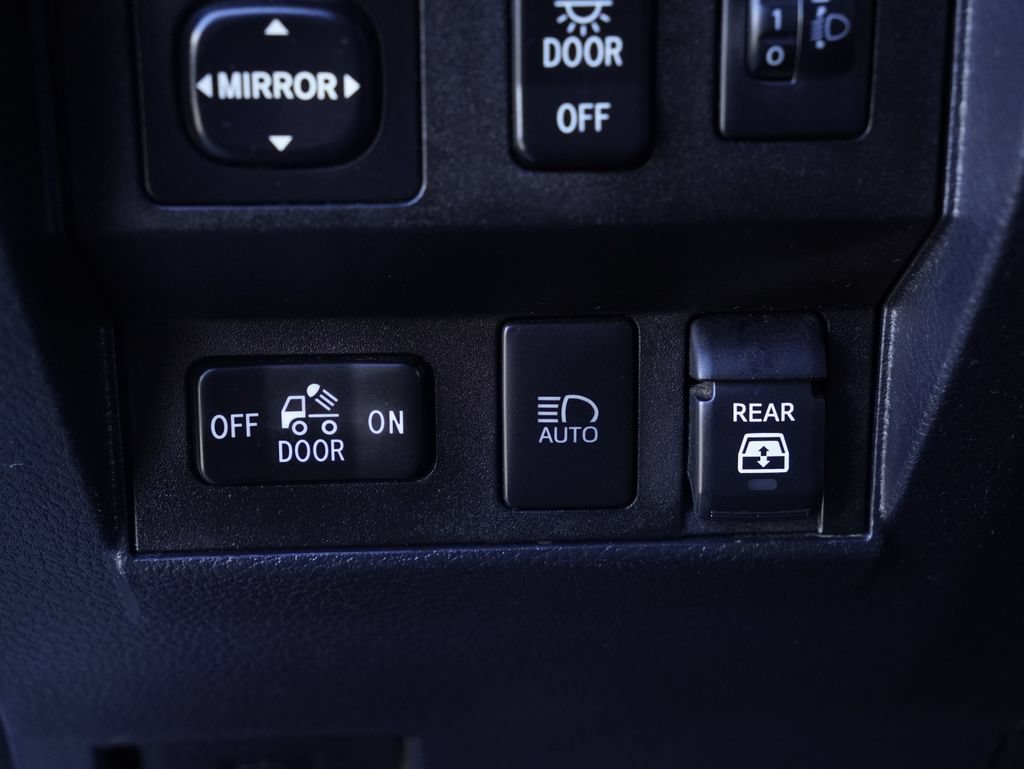 Used 2019 Toyota Tundra SR5 w/ SR5 Upgrade Package RWD image 14