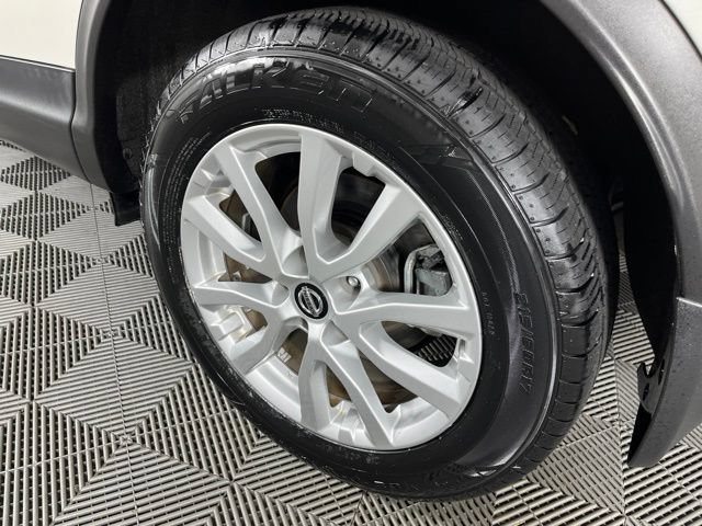 Used 2021 Nissan Rogue Sport SV FWD image 15