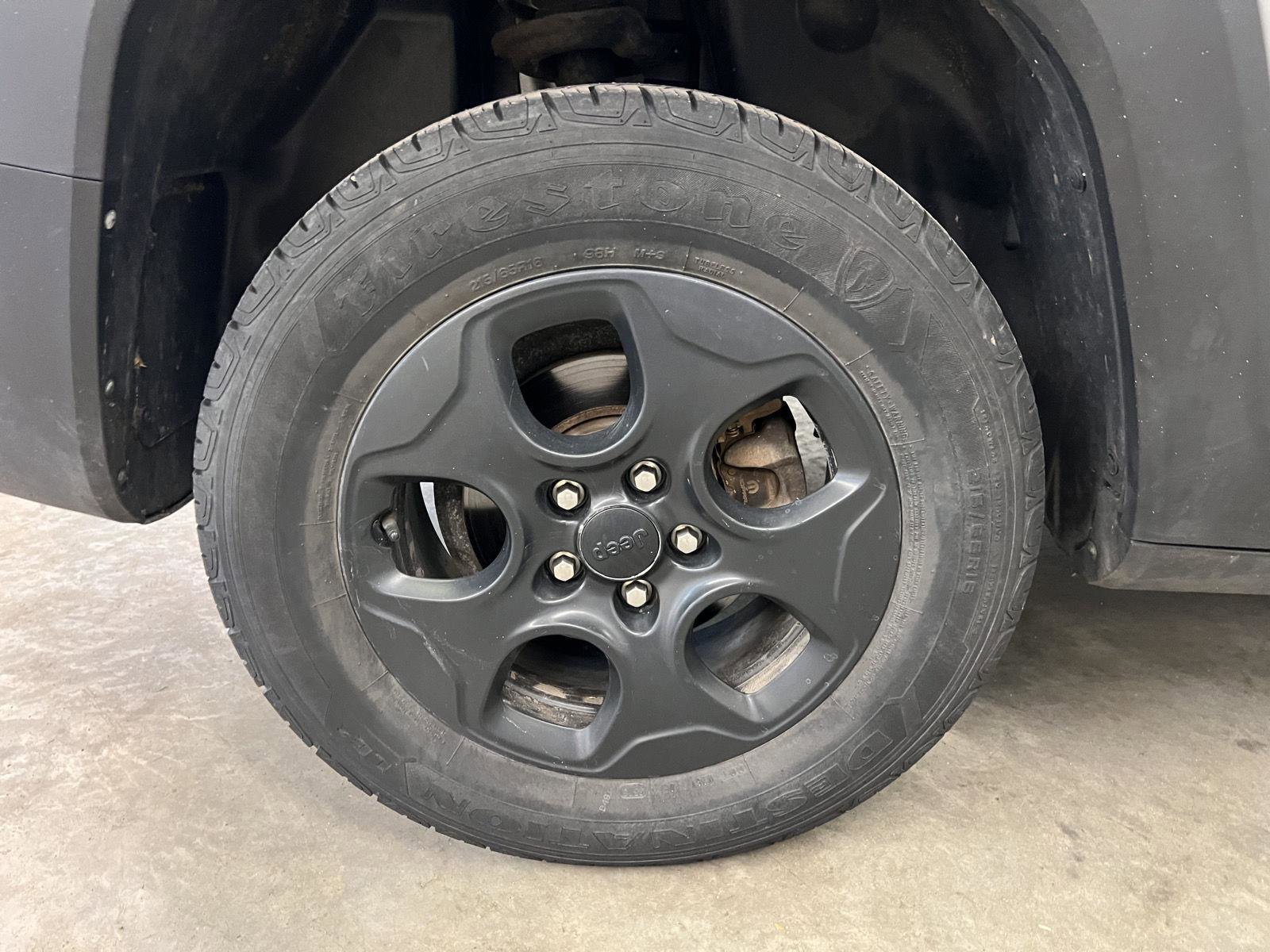 Used 2017 Jeep Renegade Sport w/ Power & Air Group image 38