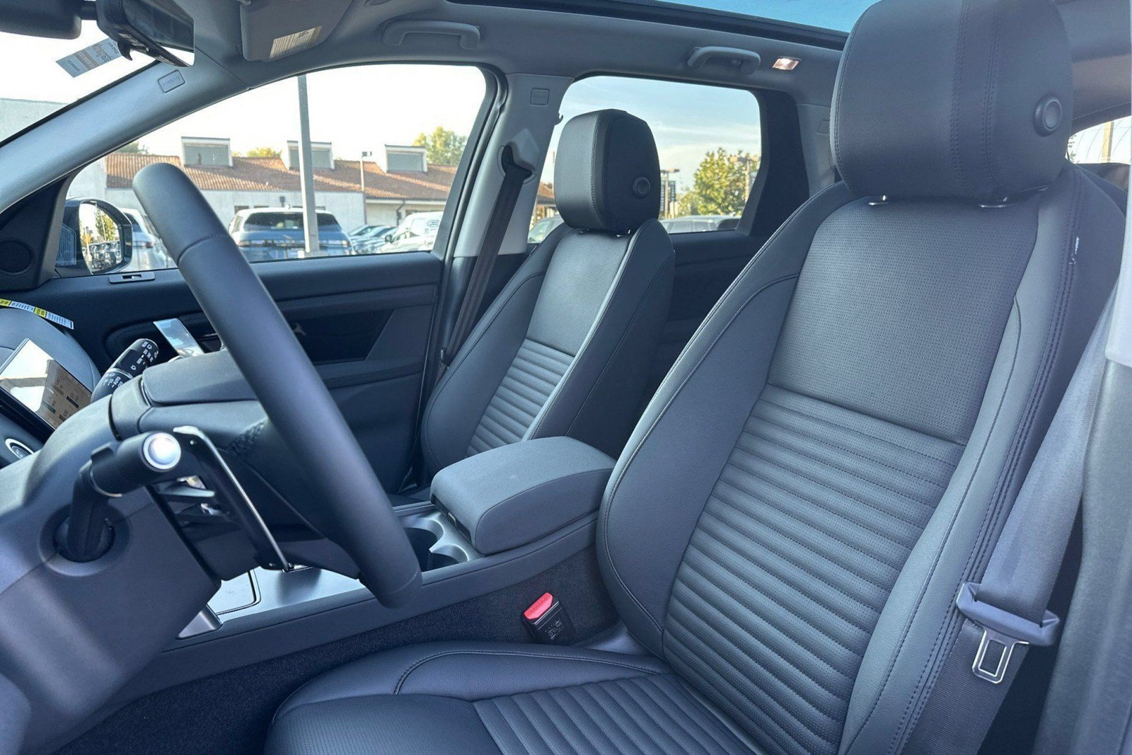New 2025 Land Rover Discovery Sport S AWD/4WD image 5