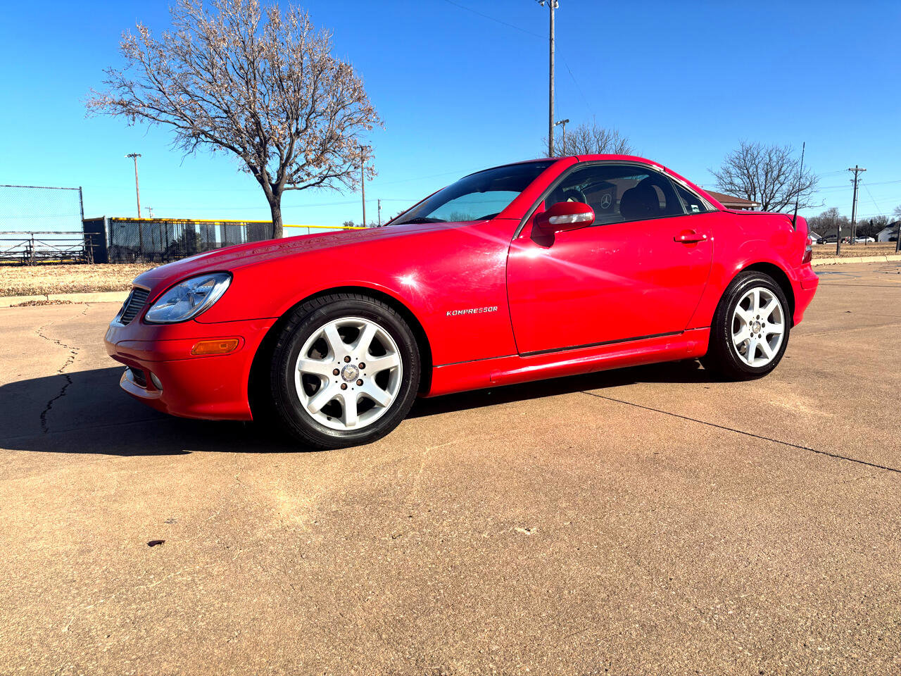 Used 2001 Mercedes-Benz SLK 230 image 2