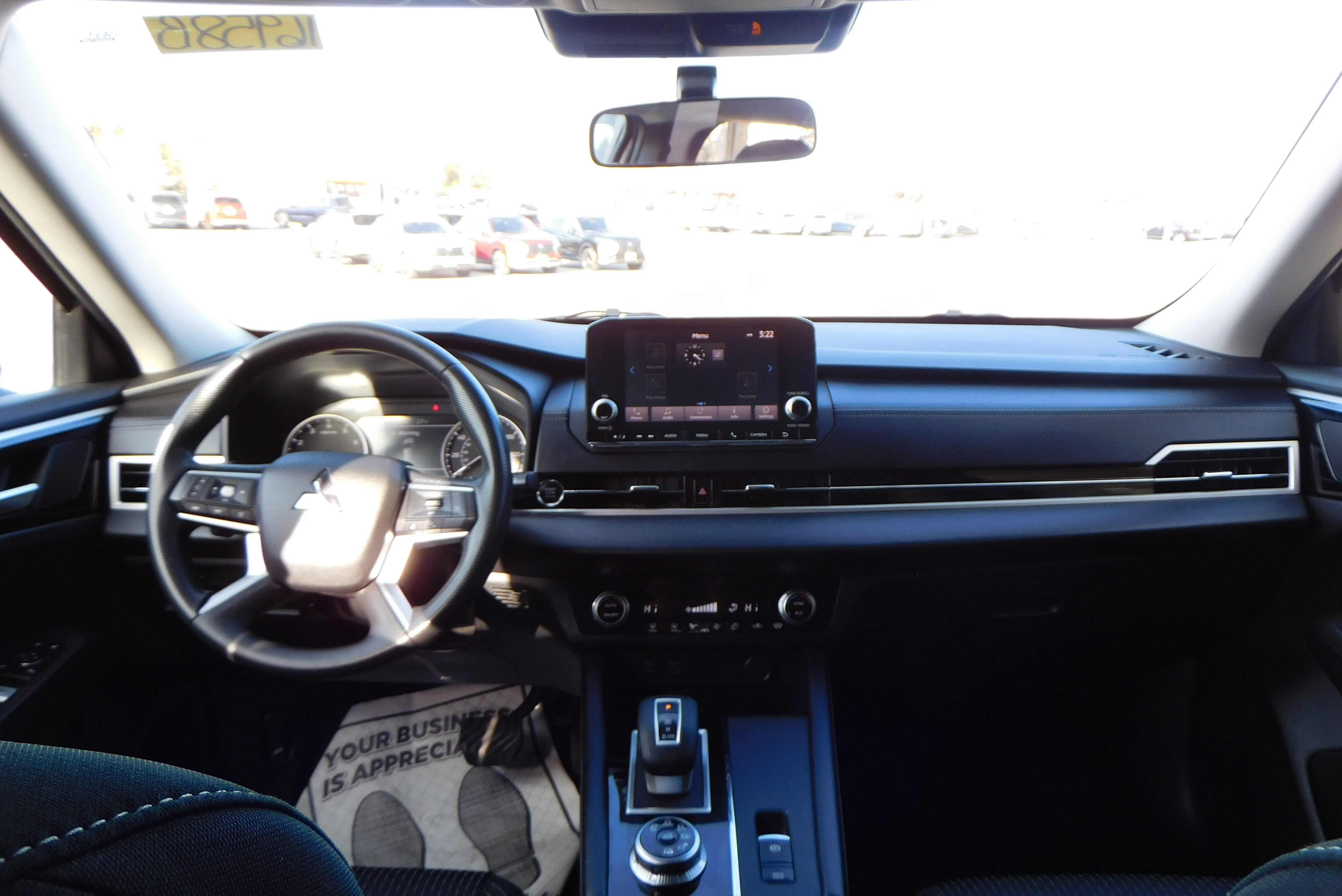 Used 2022 Mitsubishi Outlander ES image 15