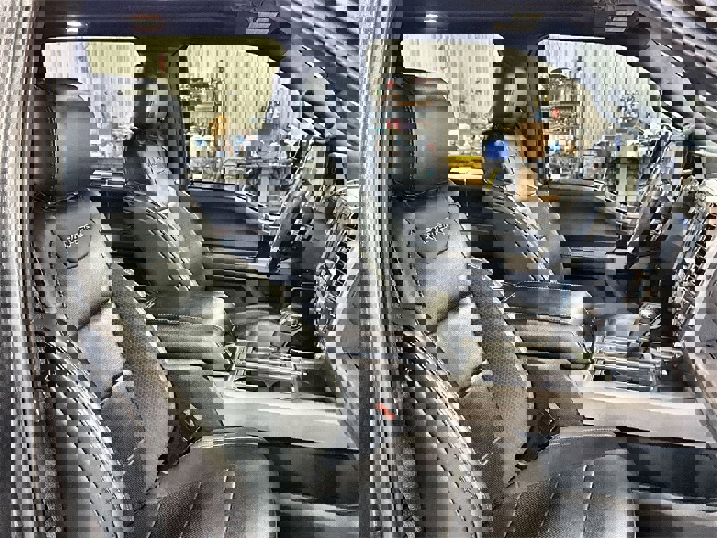 Used 2019 Ford F150 Raptor w/ Equipment Group 802A Luxury image 31