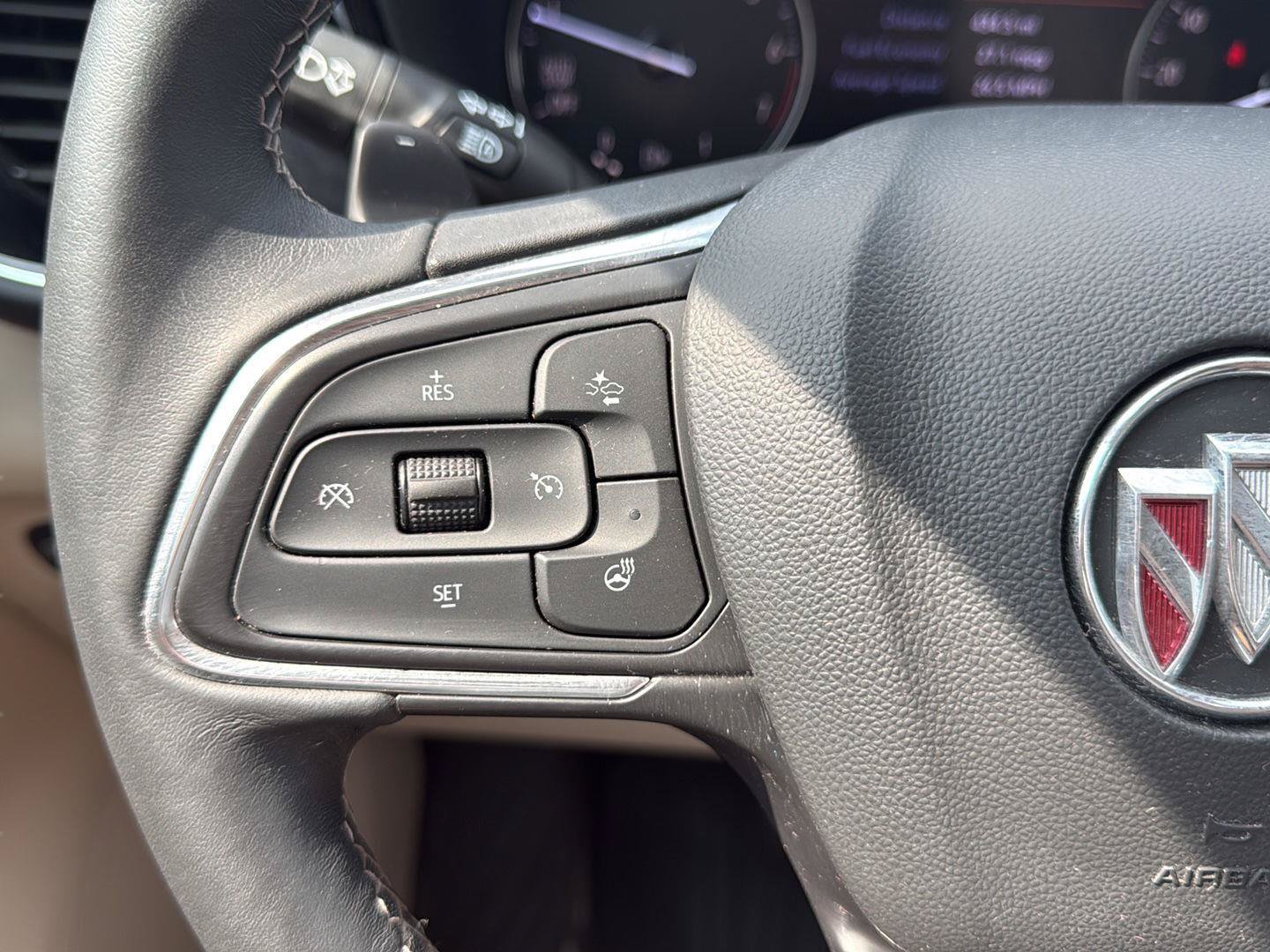 Used 2021 Buick Envision Avenir w/ Technology Package II AWD/4WD image 14