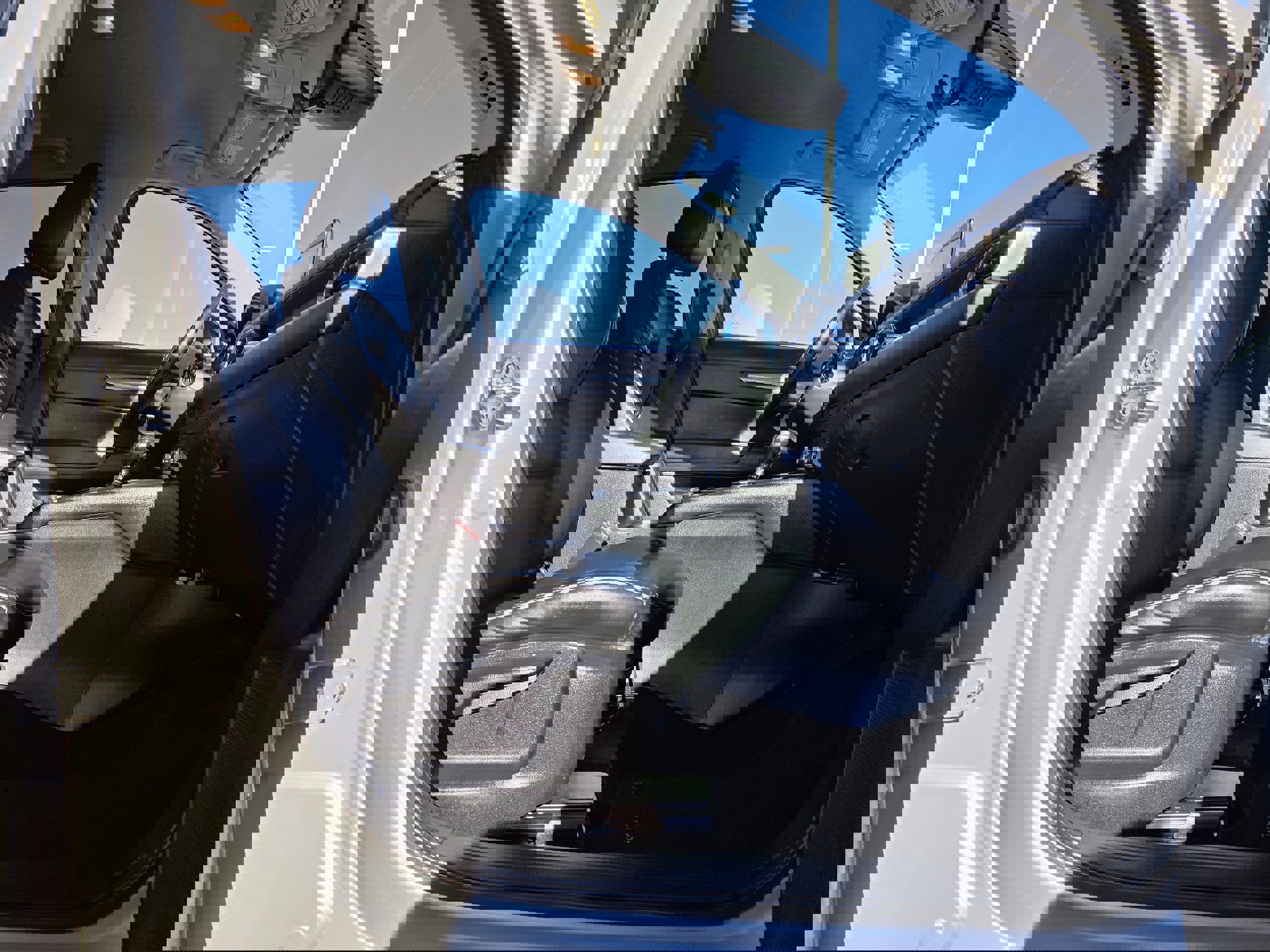 Used 2025 MAZDA CX-5 AWD 2.5 S w/ Select Package image 18