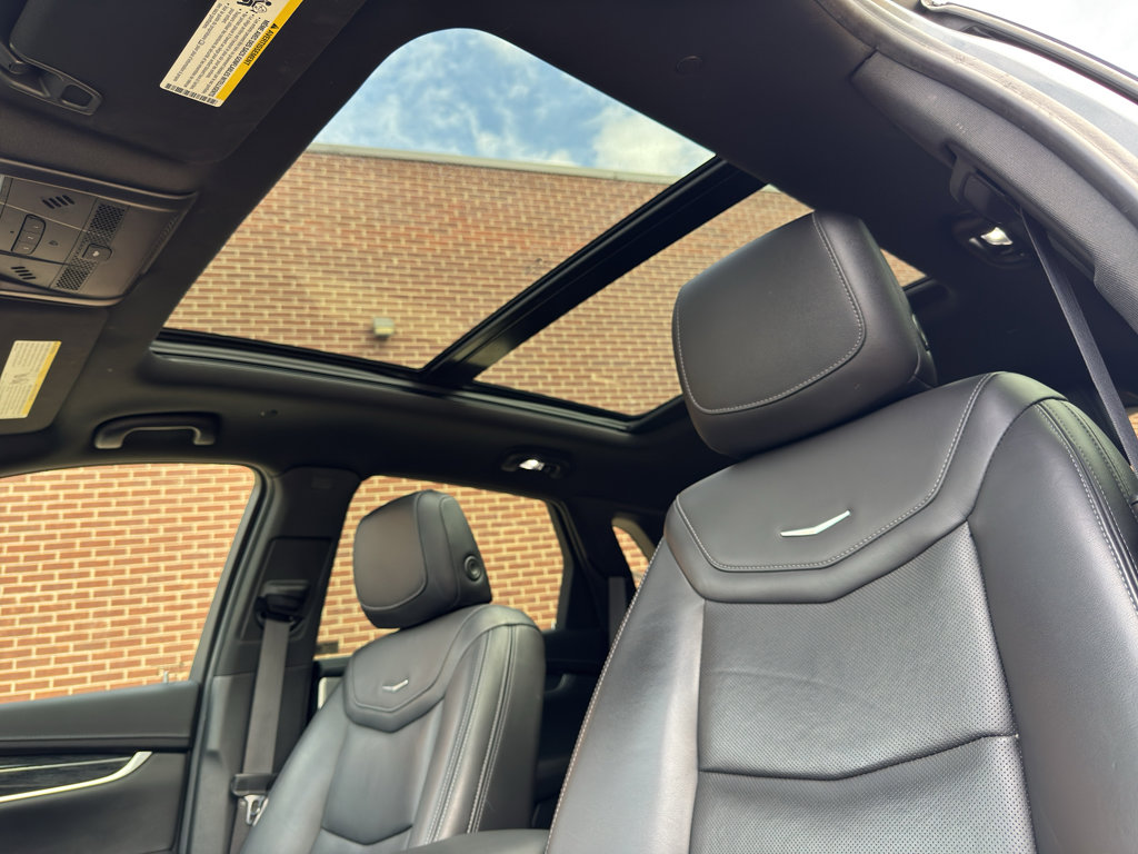 Used 2023 Cadillac XT5 Premium Luxury image 12