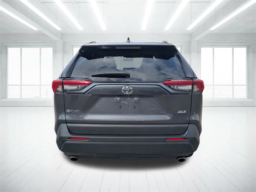 Used 2024 Toyota RAV4 XLE image 4