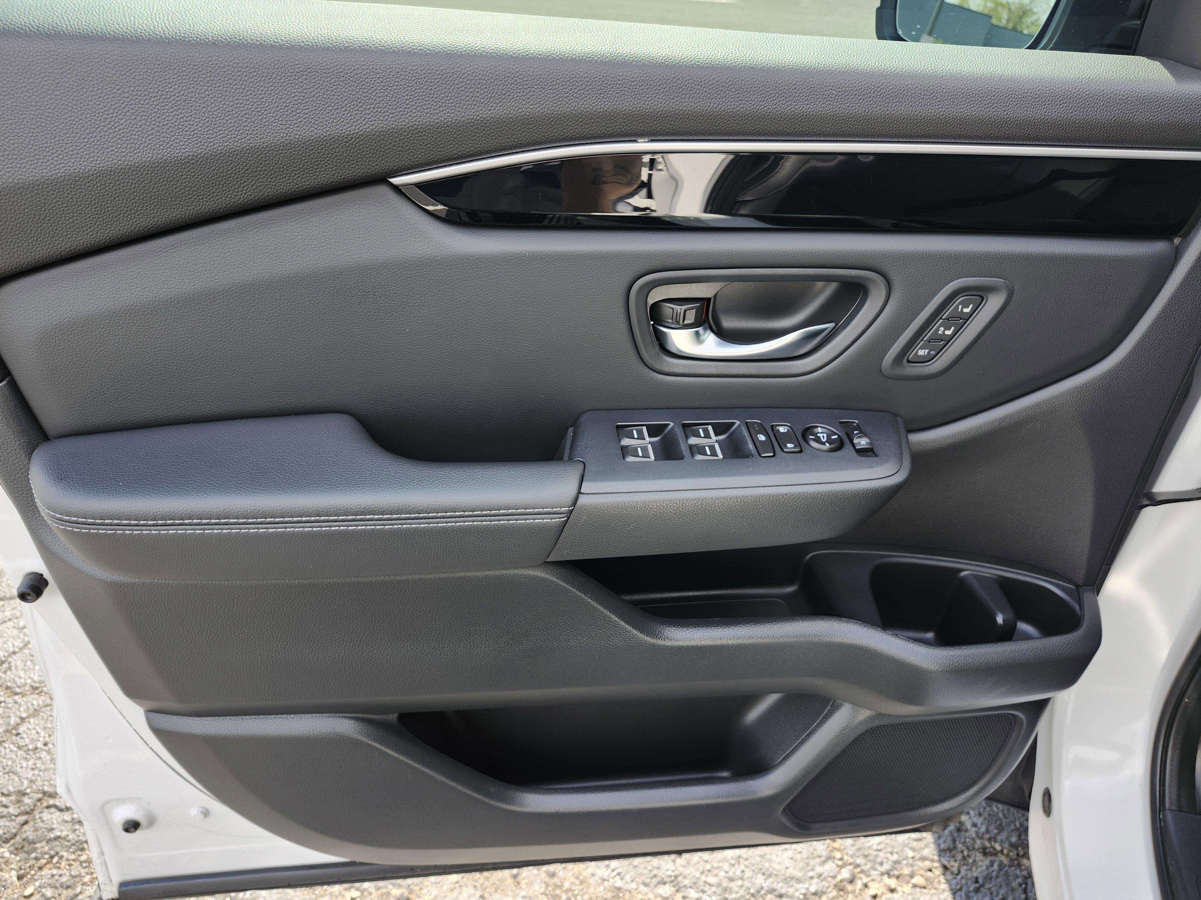 Used 2023 Honda Pilot Touring image 31