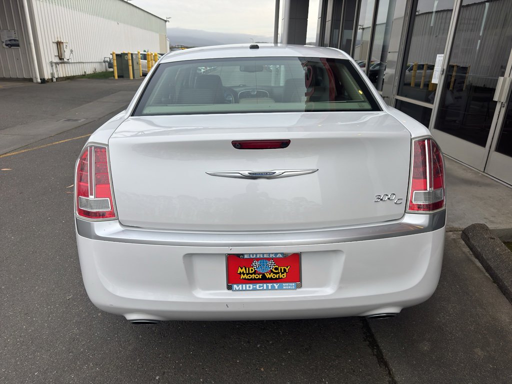Used 2013 Chrysler 300 C Luxury Series w/ Beats Audio Group image 13