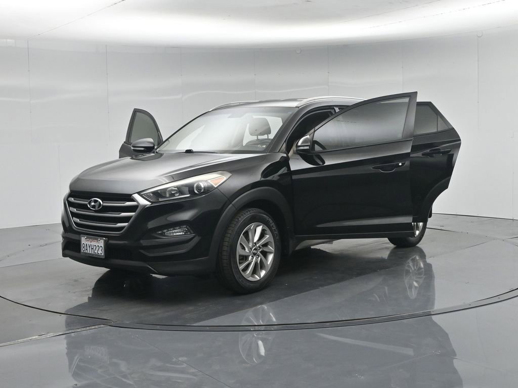 Used 2017 Hyundai Tucson SE Plus w/ Cargo Package FWD image 33
