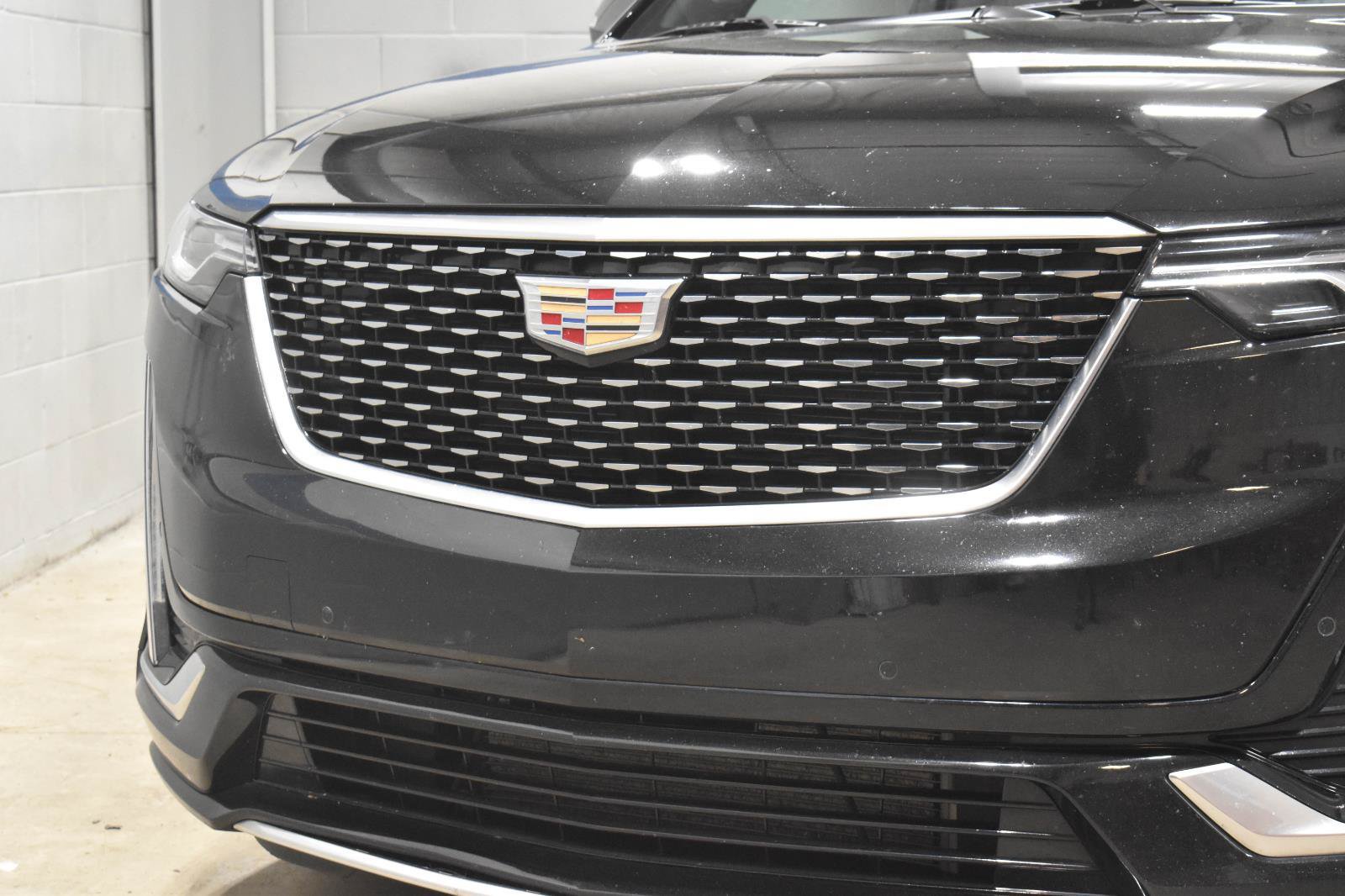 Certified 2024 Cadillac XT6 Premium Luxury FWD image 33
