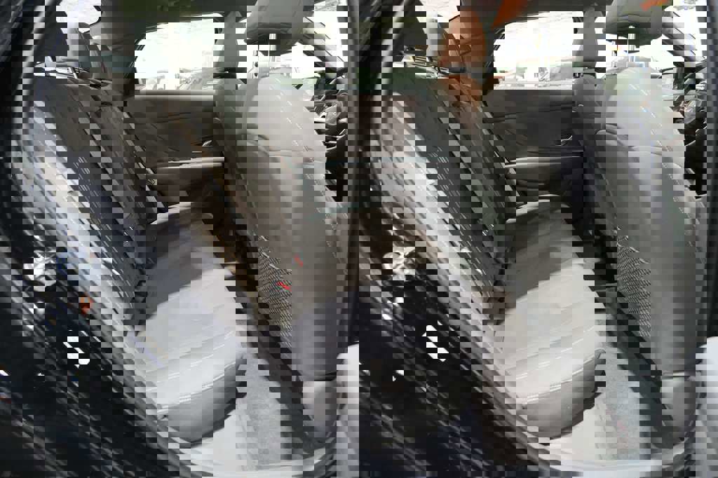 Used 2025 Hyundai Elantra SEL image 23